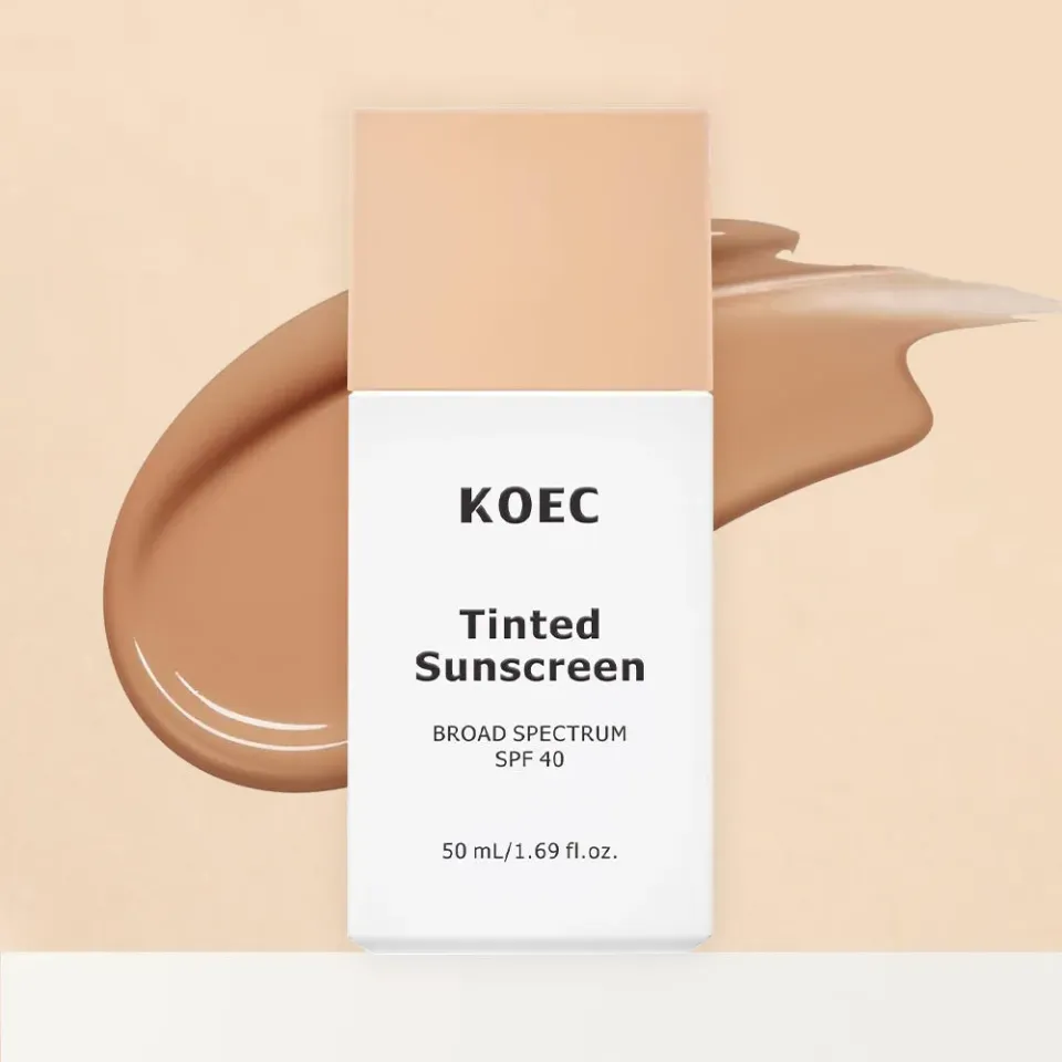 KOEC Daily Tinted Fluid solcreme SPF40 Medium uden hvidt skær