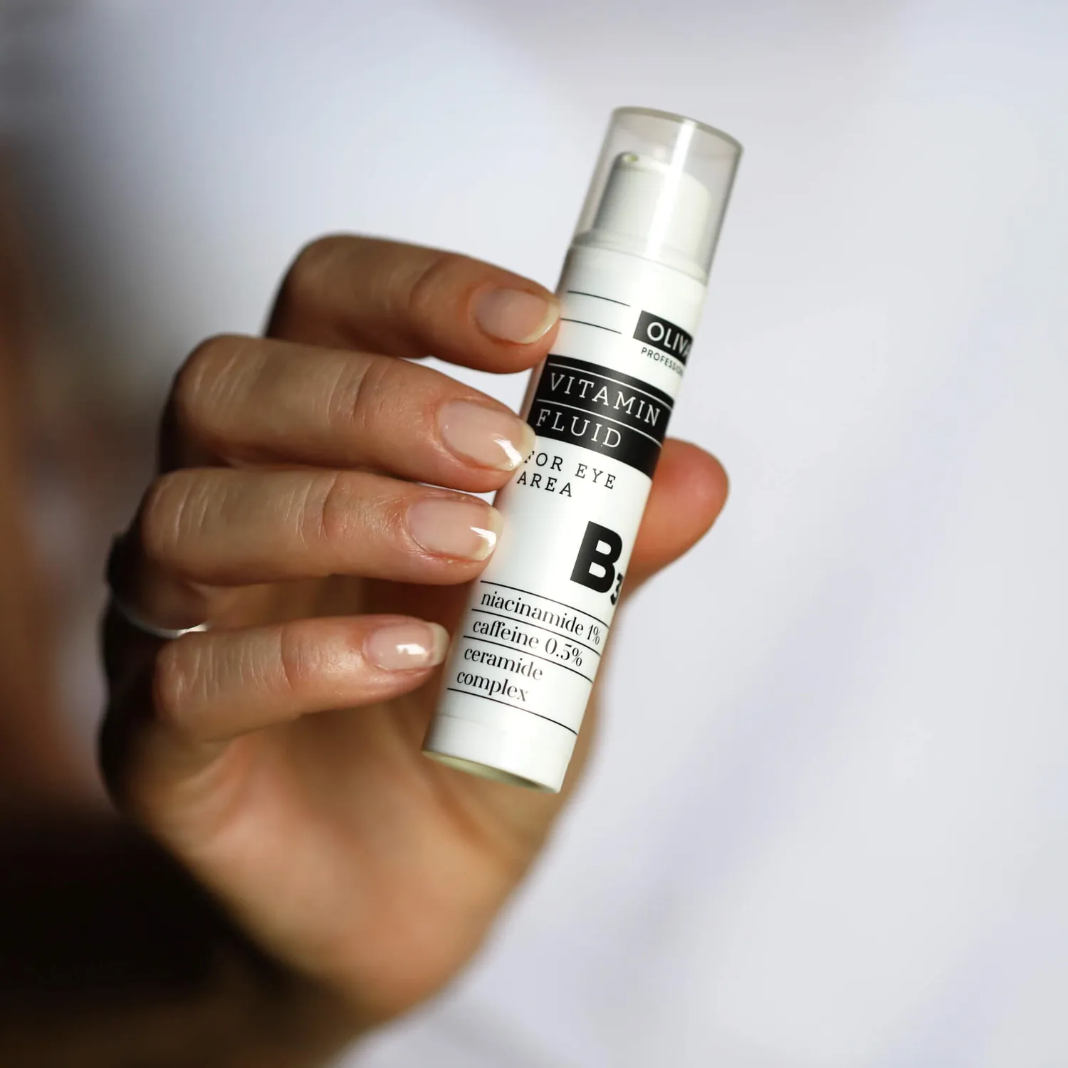 Olival Professional Vitamin Fluid B3 øjencreme mod mørke rande