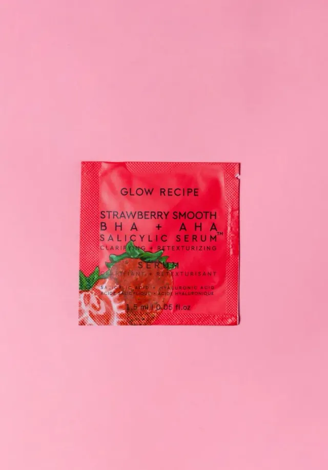 Glow Recipe Strawberry Smooth BHA+AHA serum prøve salicylsyre